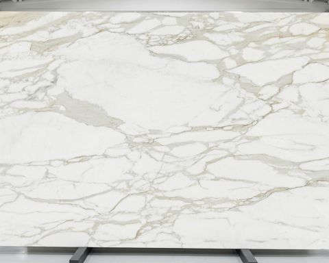 Calacatta Gold Borghini Marble Slab in Sun Valley, Los Angeles