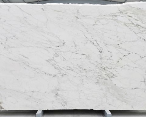 Calacatta Caldia Marble Slab in Sun Valley, Los Angeles