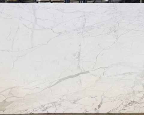Calacatta Caldia Marble Slab in Sun Valley, Los Angeles