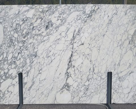 Arabescato Corchia Marble Slab in Sun Valley, Los Angeles