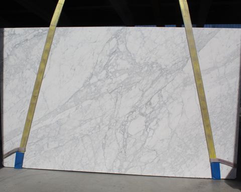 Calacatta Classico Marble Slab in Sun Valley, Los Angeles