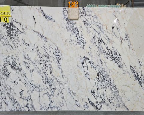 Calacatta Viola Marble Slab in Sun Valley, Los Angeles