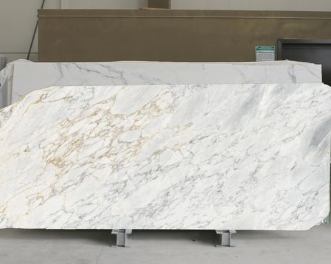 Calacatta Vagli Marble Slab in Sun Valley, Los Angeles