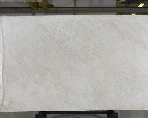 Cristallo Quartzite Slab in Sun Valley, Los Angeles