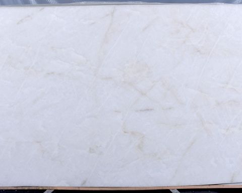 Cristallo Quartzite Slab in Sun Valley, Los Angeles