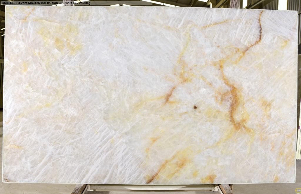 Cristallo Quartzite Slab in Sun Valley, Los Angeles