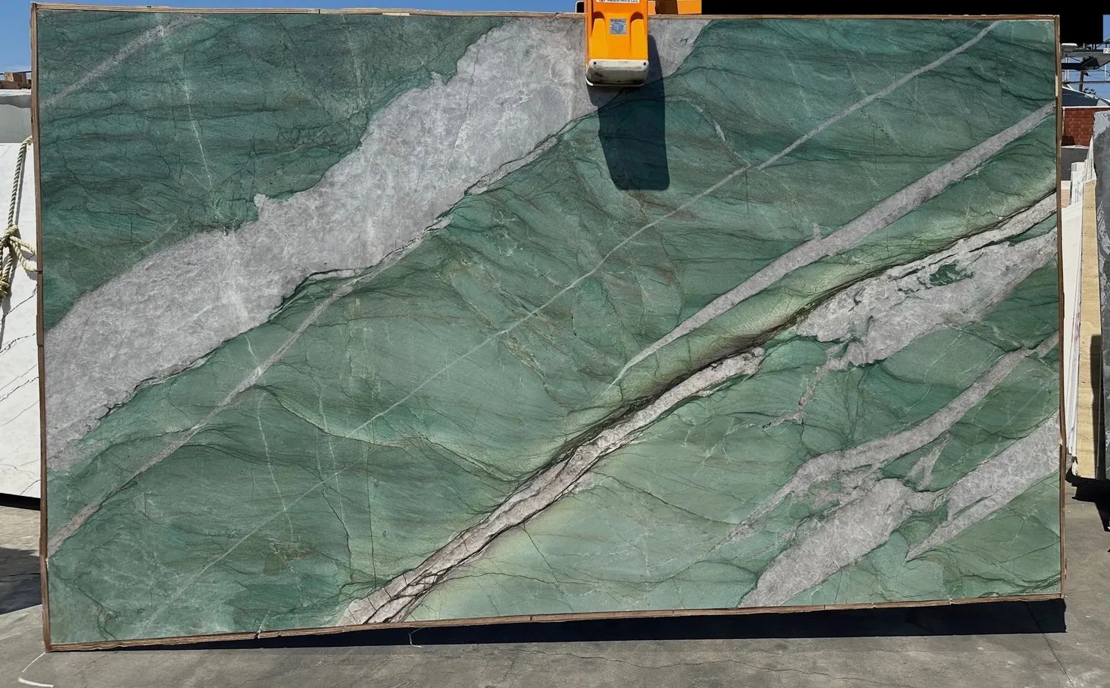 Emerald Crystallo Quartzite Slab in Van Nuys, Los Angeles