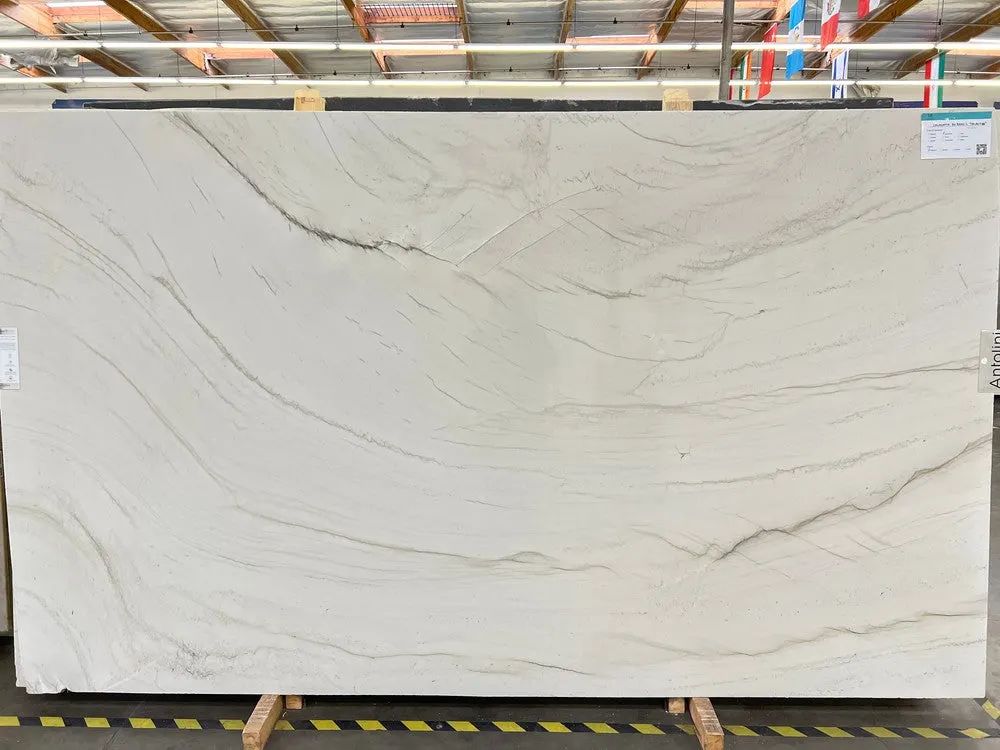 Calacatta Do Brasil / Aria Selected Quartzite Slab in Sun Valley, Los Angeles