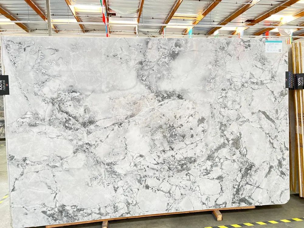 Superwhite Dolomite Slab Photo 2