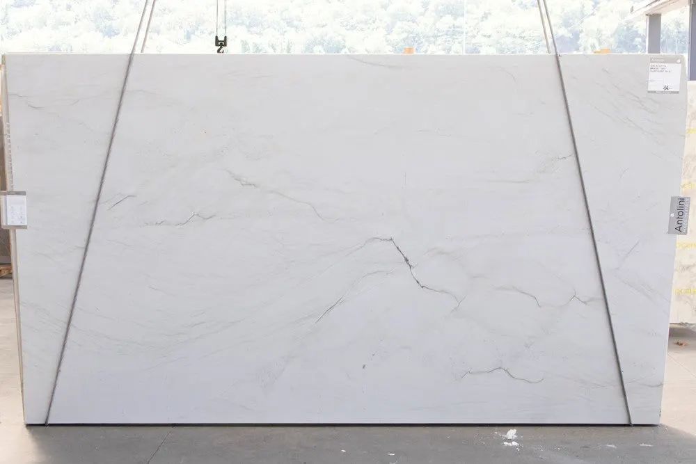 Calacatta Do Brasil Selected Quartzite Slab in Sun Valley, Los Angeles