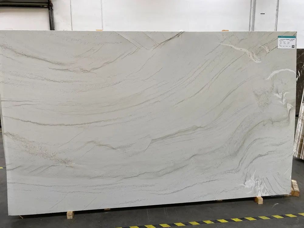 Calacatta Do Brasil / Aria Selected Quartzite Slab in Sun Valley, Los Angeles