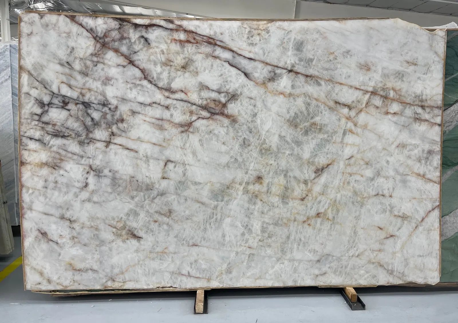 Crystallo Wind Quartzite Slab in Van Nuys, Los Angeles