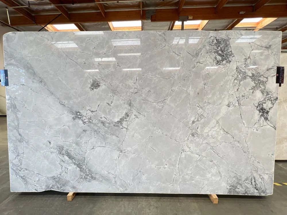 Super White Quartzite Slab in Sun Valley, Los Angeles