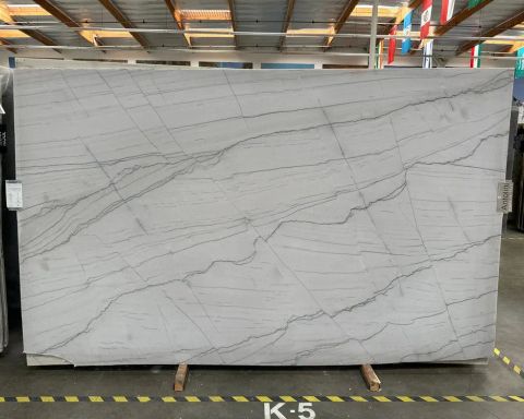 Infinity Quartzite Slab in Sun Valley, Los Angeles