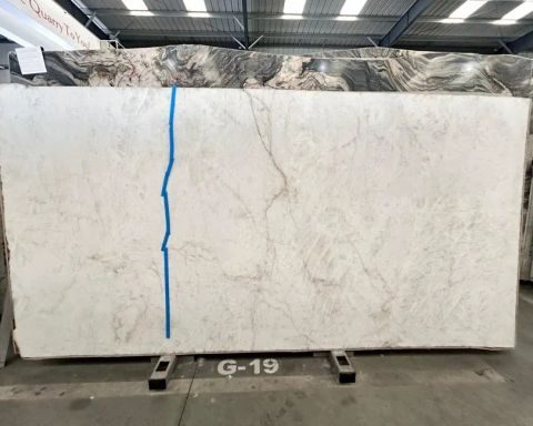 Cristallo Extra Quartzite Slab in North Hollywood, Los Angeles