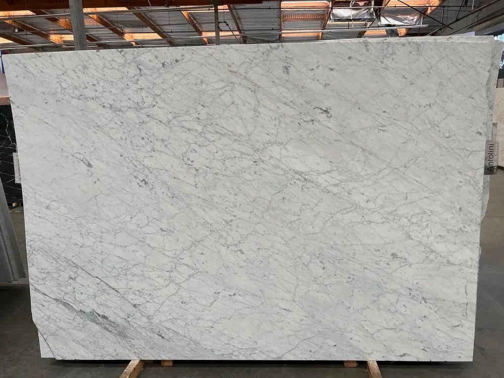 Bianco Gioia Classic Marble Slab in Sun Valley, Los Angeles