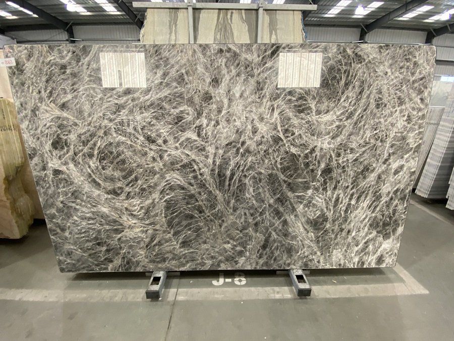 Cristallo Noir Quartzite
