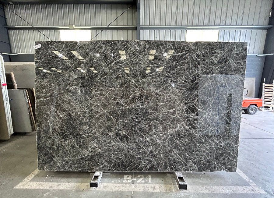 Cristallo Noir Quartzite